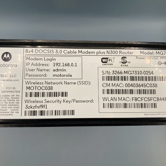 Motorola  8x4 Docsis 3.0 Cable Modem plus N300 Router  Model MG7310 w/Power Cord - Picture 3 of 7